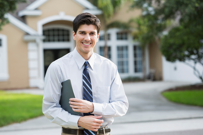 Q: Can an HOA employee act as a property manager? Q: Can an HOA employee act as a property manager?